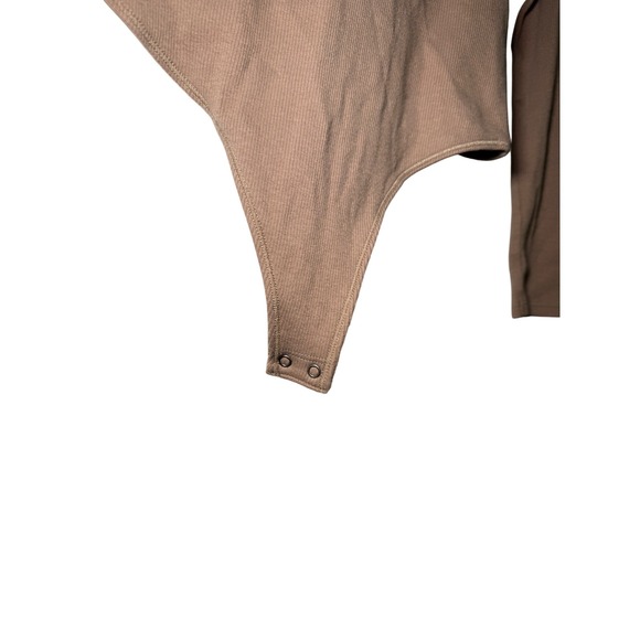 Abercrombie & Fitch Ribbed Long Sleeve Taupe Henley Bodysuit Womens Small Casual - Picture 2 of 6